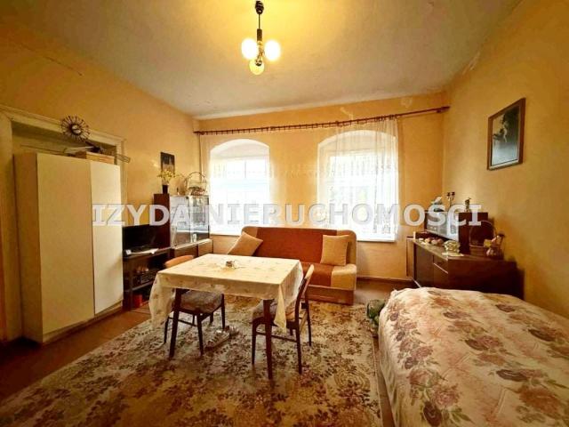 Dom na sprzedaż w Żarów, Dolnośląskie