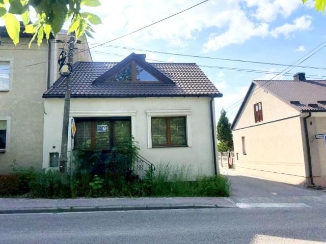 Dom na sprzedaż w Oleśnica, Świętokrzyskie