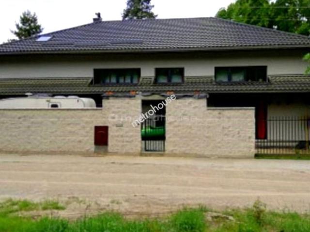 Dom na sprzedaż w Legionowo, Mazowieckie