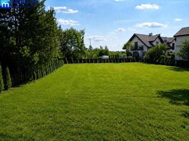 Dom na sprzedaż w Milanówek, Mazowieckie