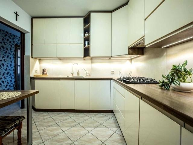 Dom na sprzedaż w Pajęczno, Łódzkie