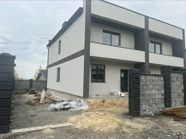 Дом продажа в Ровно