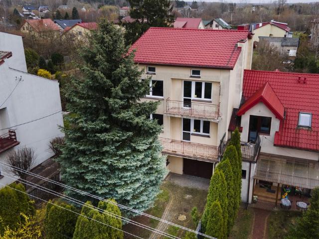 Dom na sprzedaż w Ostrowiec Świętokrzyski, Świętokrzyskie