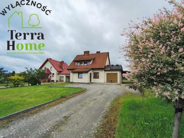 Dom na sprzedaż w Morawica, Świętokrzyskie