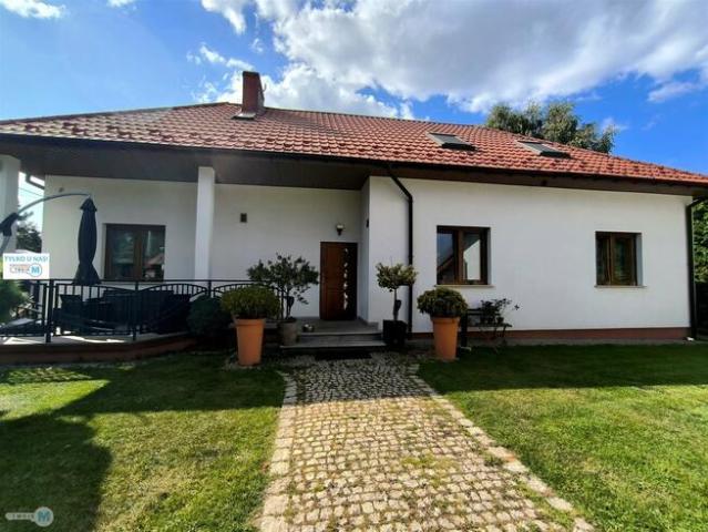 Dom na sprzedaż w Daleszyce, powiat kielecki