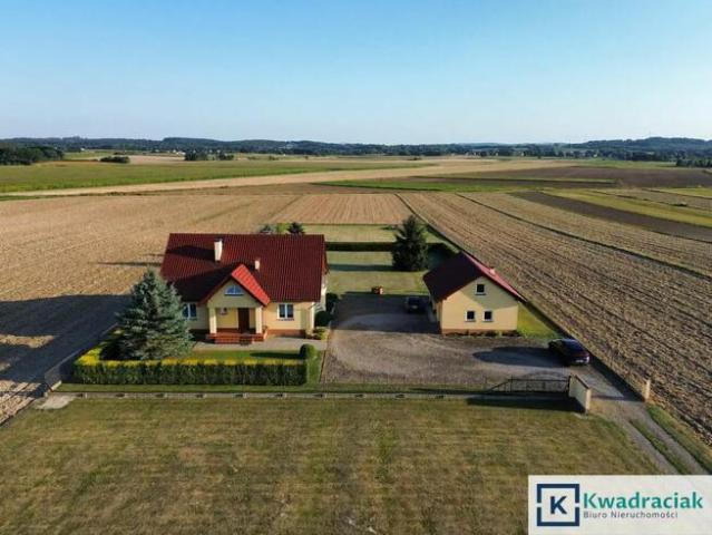 Dom na sprzedaż w Jedlicze, powiat krośnieński