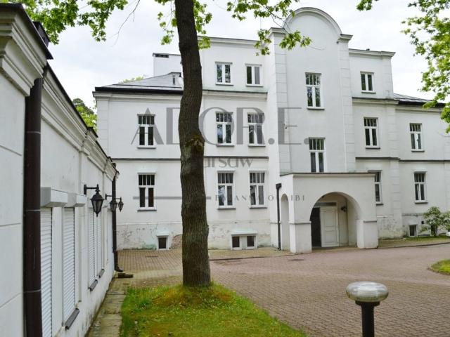 Dom na sprzedaż w Konstancin-jeziorna