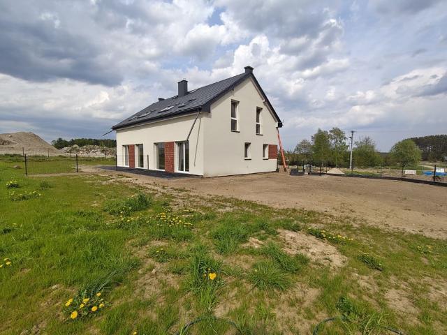 Dom na sprzedaż w Bojano, Pomorskie