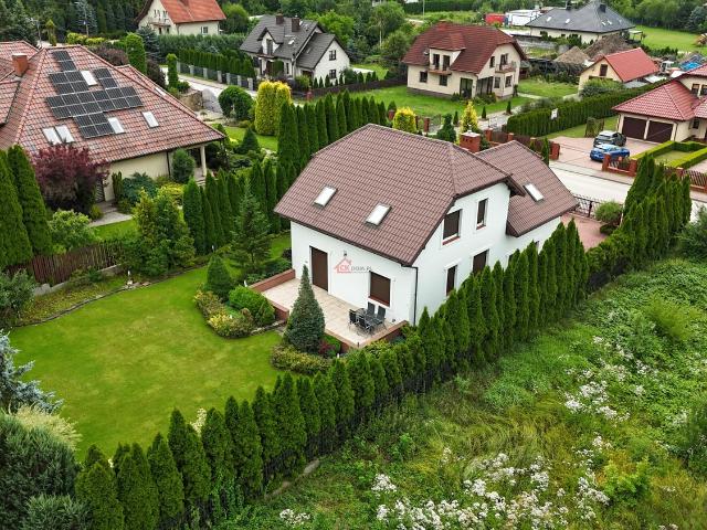 Dom na sprzedaż w Piaseczna Górka, Świętokrzyskie