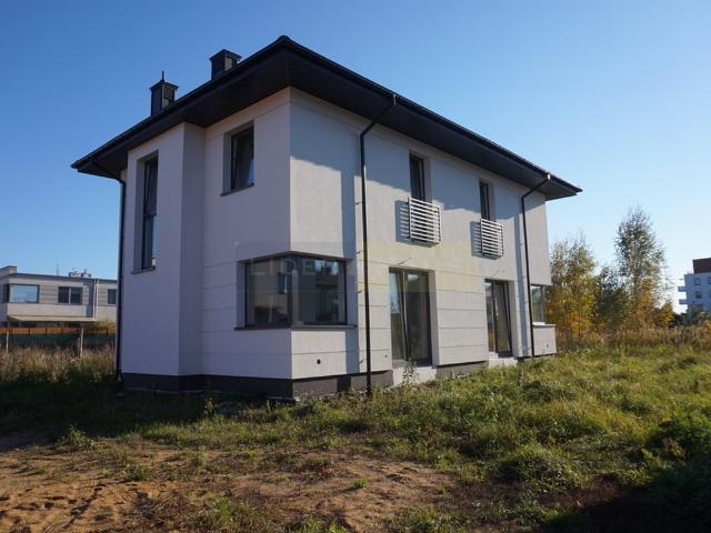 Dom na sprzedaż w Łomianki, Mazowieckie