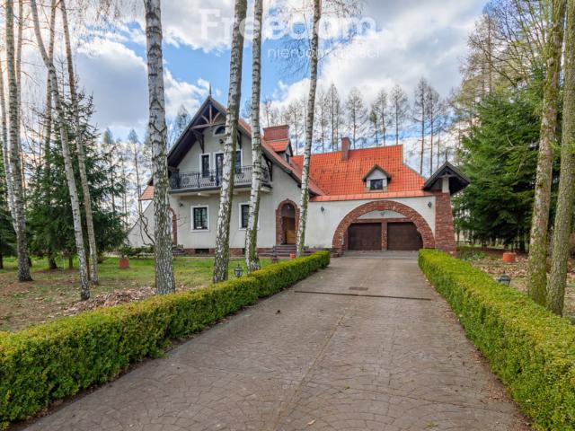 Dom na sprzedaż w Konstancin-jeziorna
