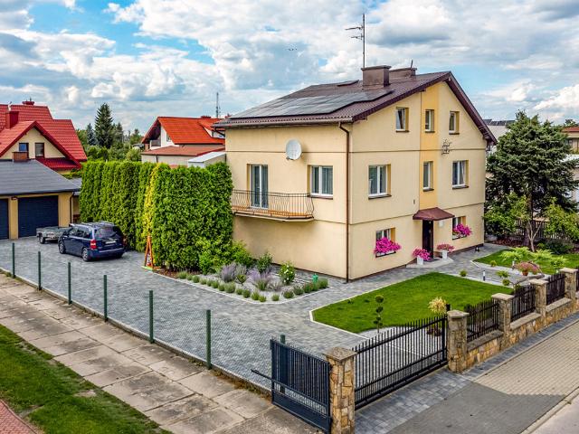 Dom na sprzedaż w Koluszki, Łódzkie