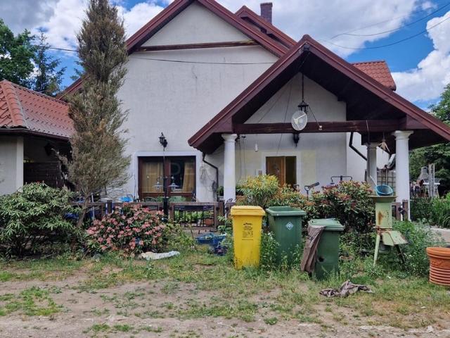 Dom na sprzedaż w Łomianki, Mazowieckie