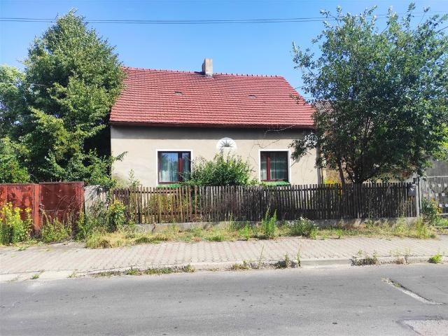 Dom na sprzedaż w Strzelce Opolskie, Opolskie