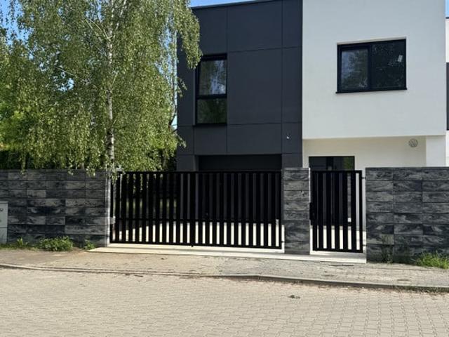 Dom na sprzedaż w Konstancin-jeziorna