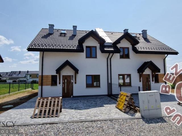 Dom na sprzedaż w Modlnica, Małopolskie