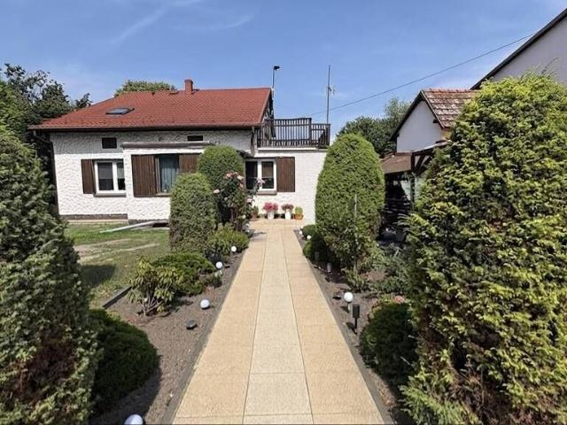Dom na sprzedaż w Stare Miasto, Głogów