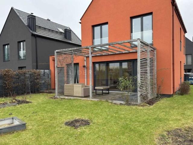 Dom na sprzedaż w Stare Babice, Mazowieckie