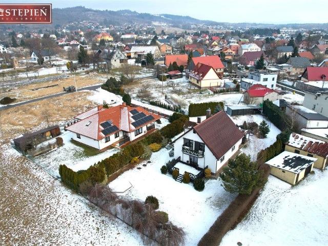 Dom na sprzedaż w Jeżów Sudecki, Dolnośląskie