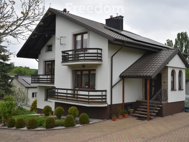 Dom na sprzedaż w Ostrowiec Świętokrzyski, Świętokrzyskie