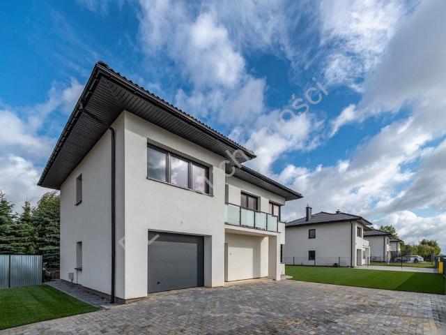 Dom na sprzedaż w Janki, Mazowieckie