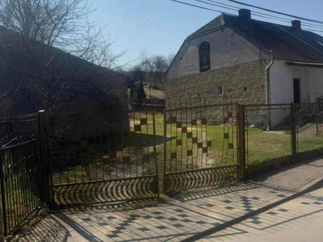 Dom na sprzedaż w Ćmielów, Świętokrzyskie