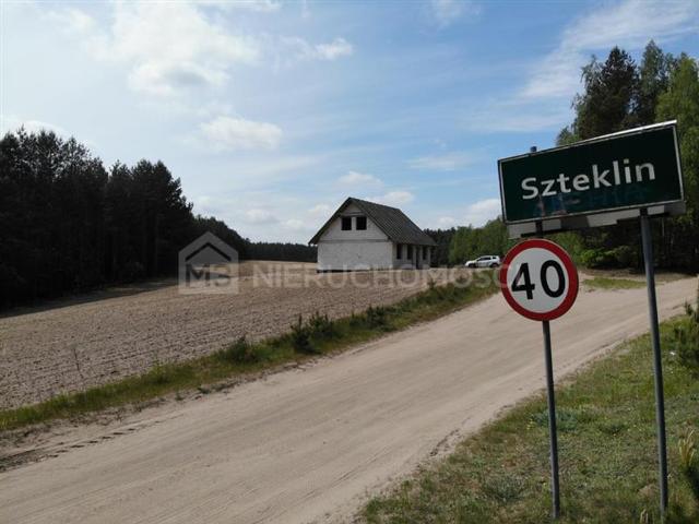 Dom na sprzedaż w Szteklin, Pomorskie