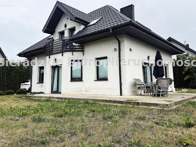 Dom na sprzedaż w Sieradz, Łódzkie