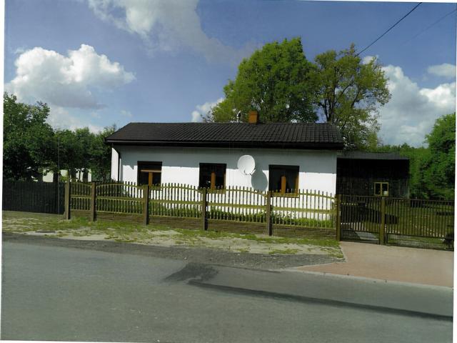 Dom na sprzedaż w Lututów, Łódzkie