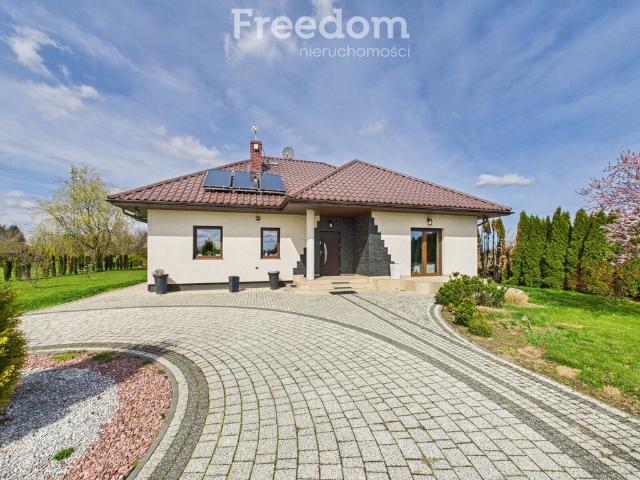 Dom na sprzedaż w Stalowa Wola, Podkarpackie