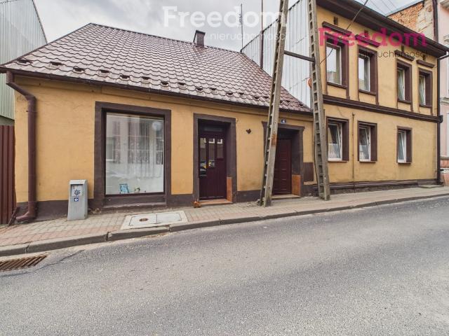 Dom na sprzedaż w Łobżenica, Wielkopolskie