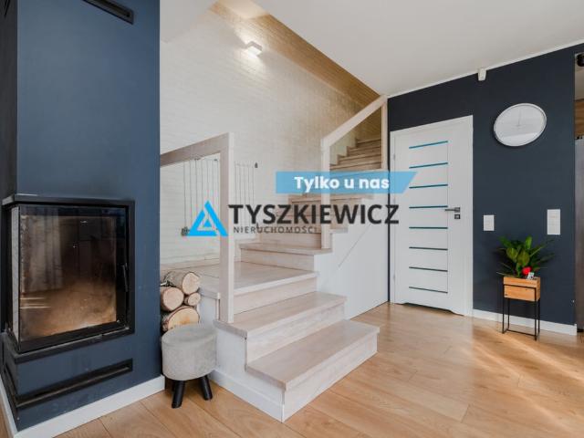 Dom na sprzedaż w Kosakowo, Pomorskie