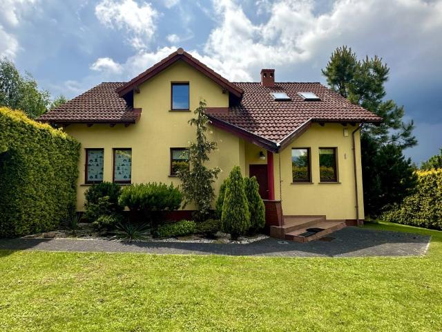 Dom na sprzedaż w Chyby, Wielkopolskie