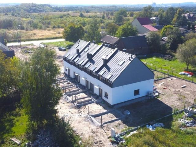 Dom na sprzedaż w Modrzewie, Kielce