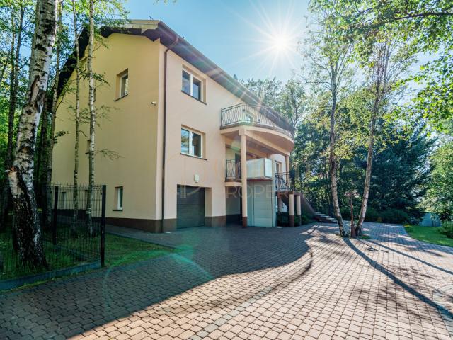 Dom na sprzedaż w Jastrzębia Góra, Pomorskie
