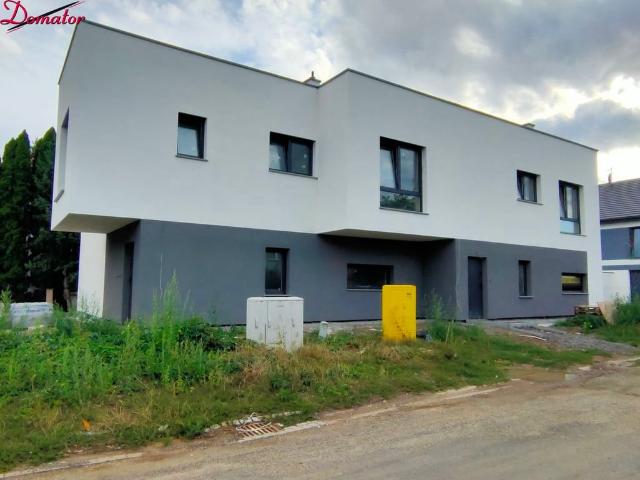 Dom na sprzedaż w Nowy Dwór, Legnica
