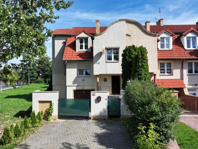 Dom na sprzedaż w Gniezno, Wielkopolskie
