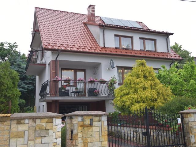 Dom na sprzedaż w Starachowice, Świętokrzyskie