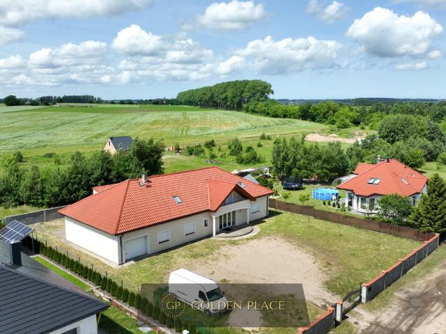Dom na sprzedaż w Gniewinko, Gniewino