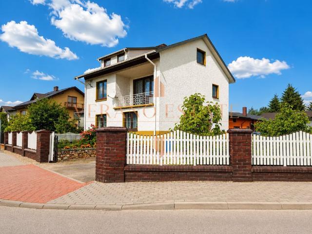 Dom na sprzedaż w Radomsko, Łódzkie