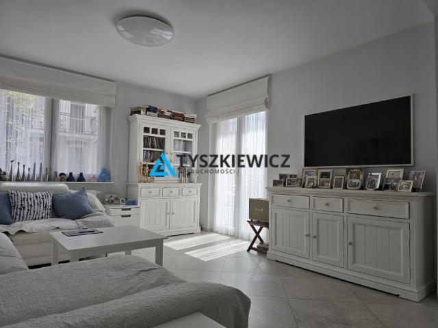 Dom na sprzedaż w Ustka, Pomorskie