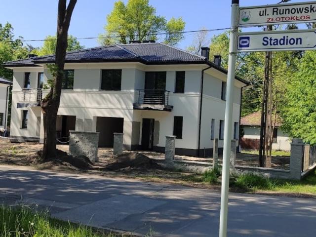 Dom na sprzedaż w Piaseczno