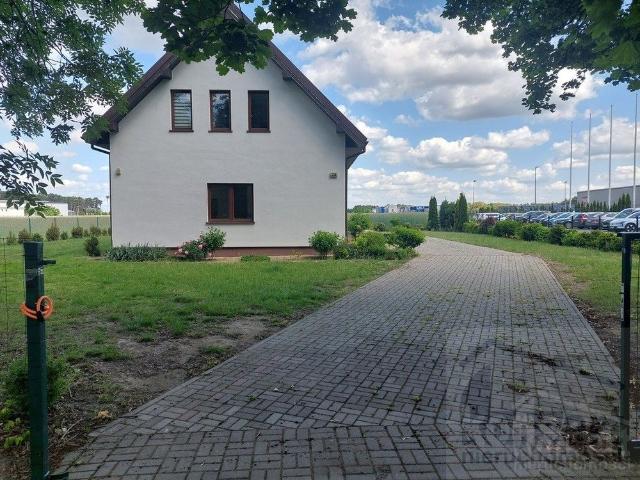 Dom do wynajęcia w Kobylanka