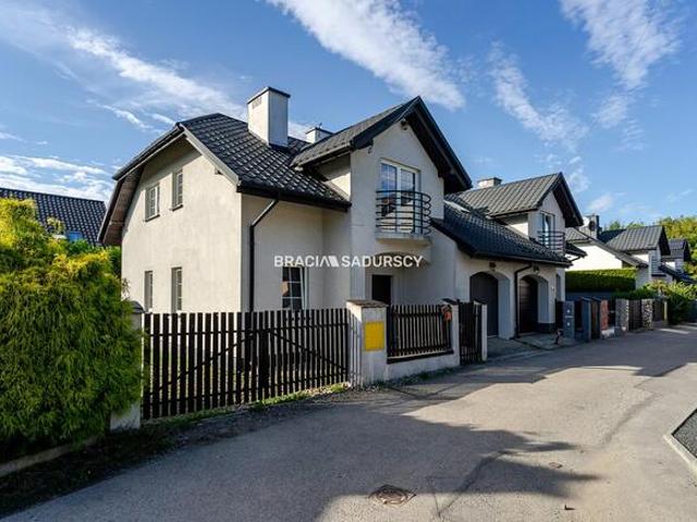 Dom na sprzedaż w Niepołomice, Małopolskie