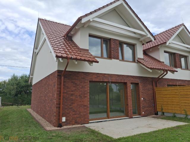 Dom na sprzedaż w Kąty Wrocławskie, Dolnośląskie