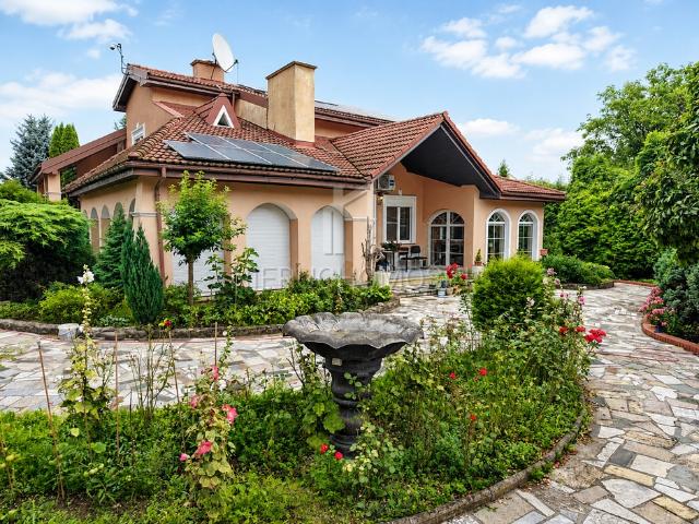 Dom na sprzedaż w Krosno, Podkarpackie