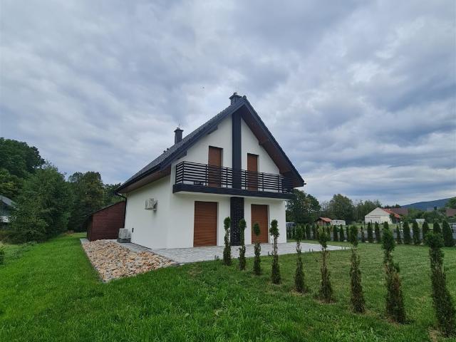 Dom na sprzedaż w Zwierzówka, Wiśniowa