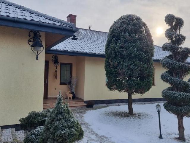 Dom na sprzedaż w Oleśnica, Dolnośląskie