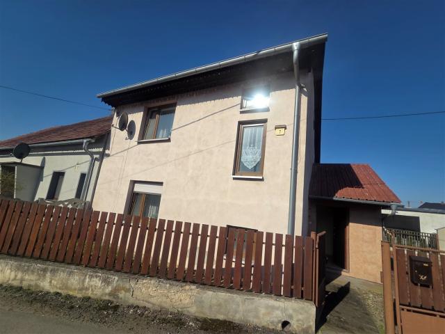 Dom na sprzedaż w Strzelce Opolskie, Opolskie
