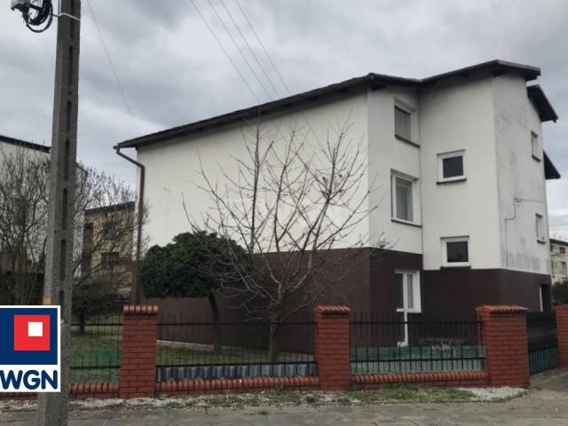 Dom na sprzedaż w Wieluń, Łódzkie